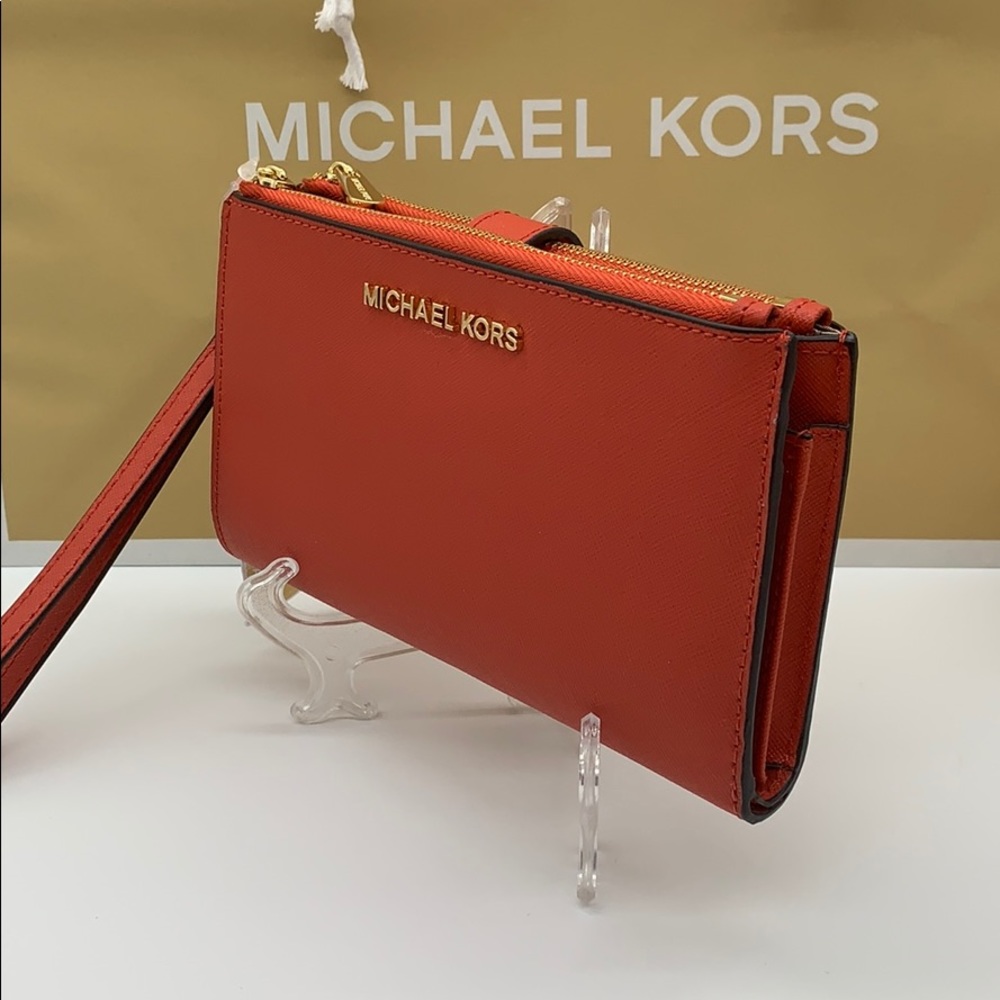 MICHAEL KORS JET SET TRAVEL LG DOUBLE ZIP WRISTLET - Picture 7 of 16